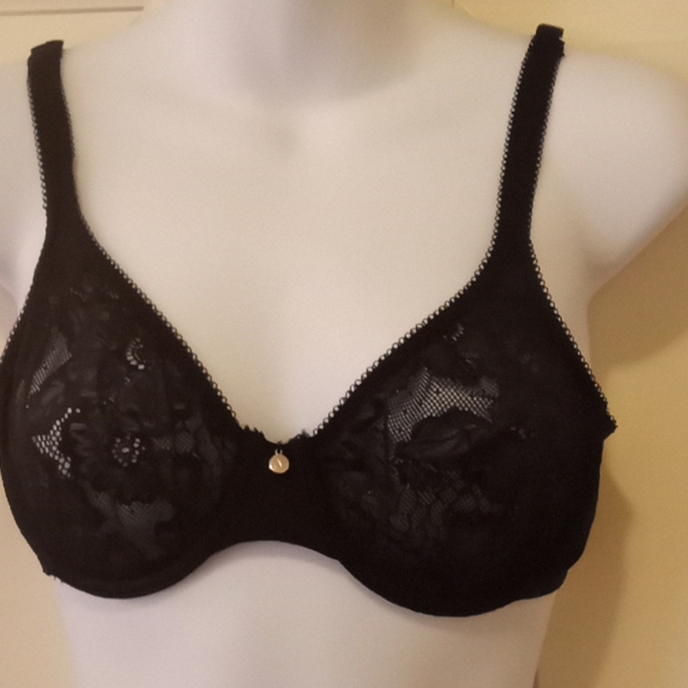 Adore Me Black Embroidered Lace Bra